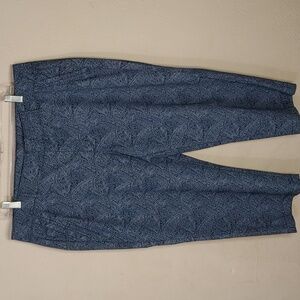 Dockers Women's Size 16 Tummy Panel Capri